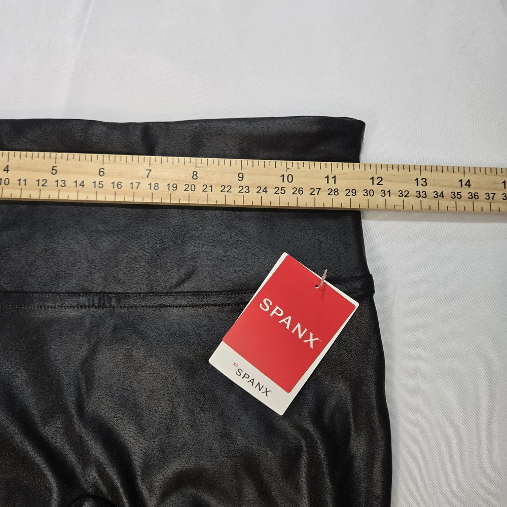 SPANX Shiny Black Leggings NWT SIZE SMALL - Picture 6 of 12